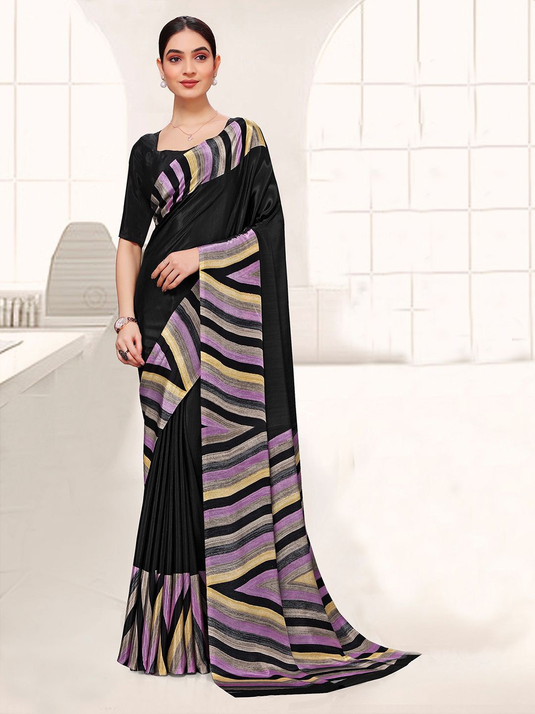 

Mitera Solid Pure Crepe Maheshwari Saree, Black