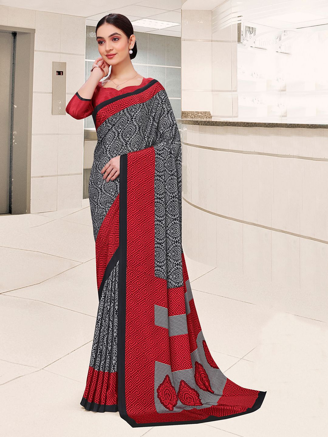 

Mitera Dabu Pure Crepe Maheshwari Saree, Red