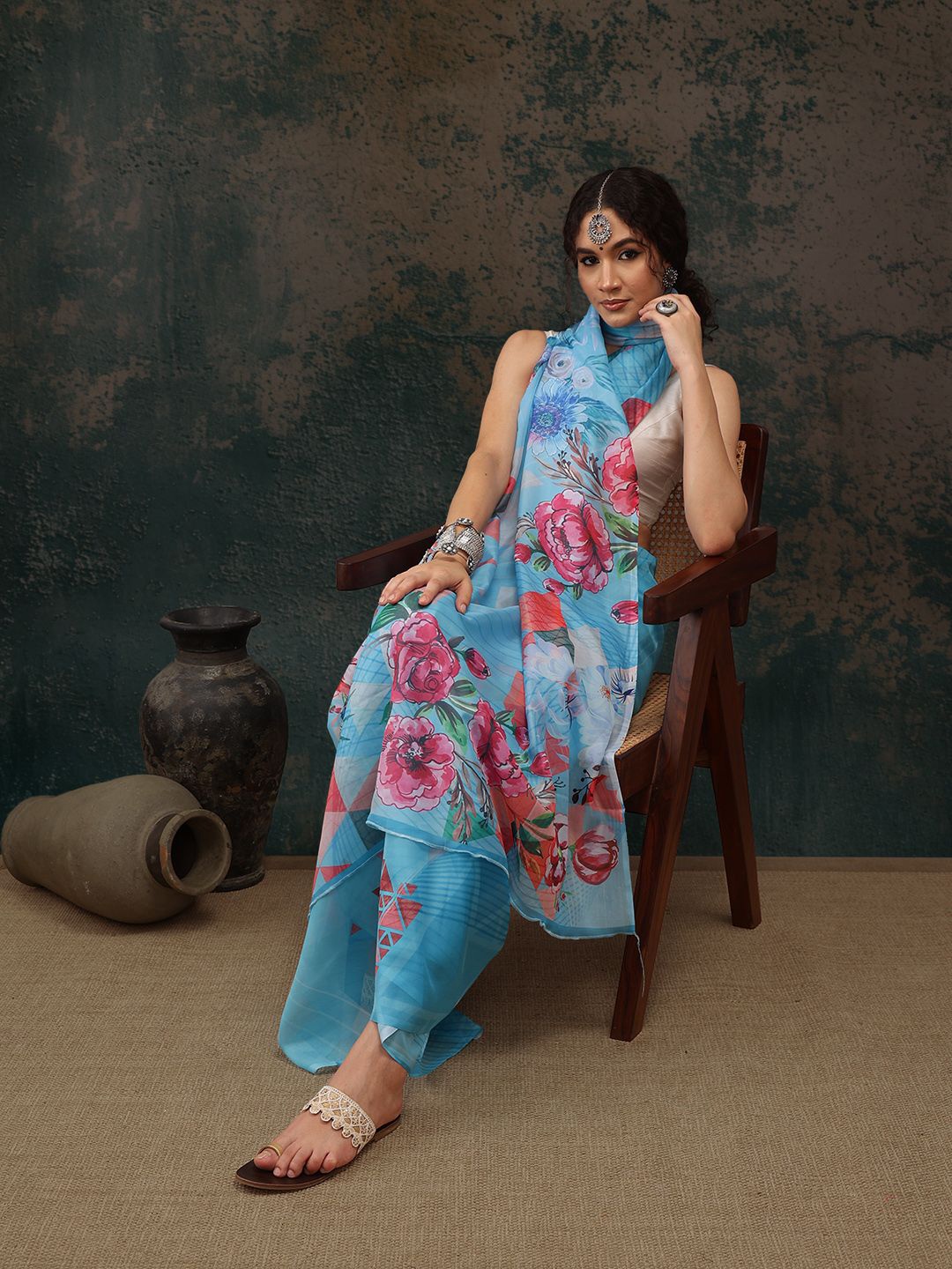 

Silk Land Floral Digital Print Saree, Blue