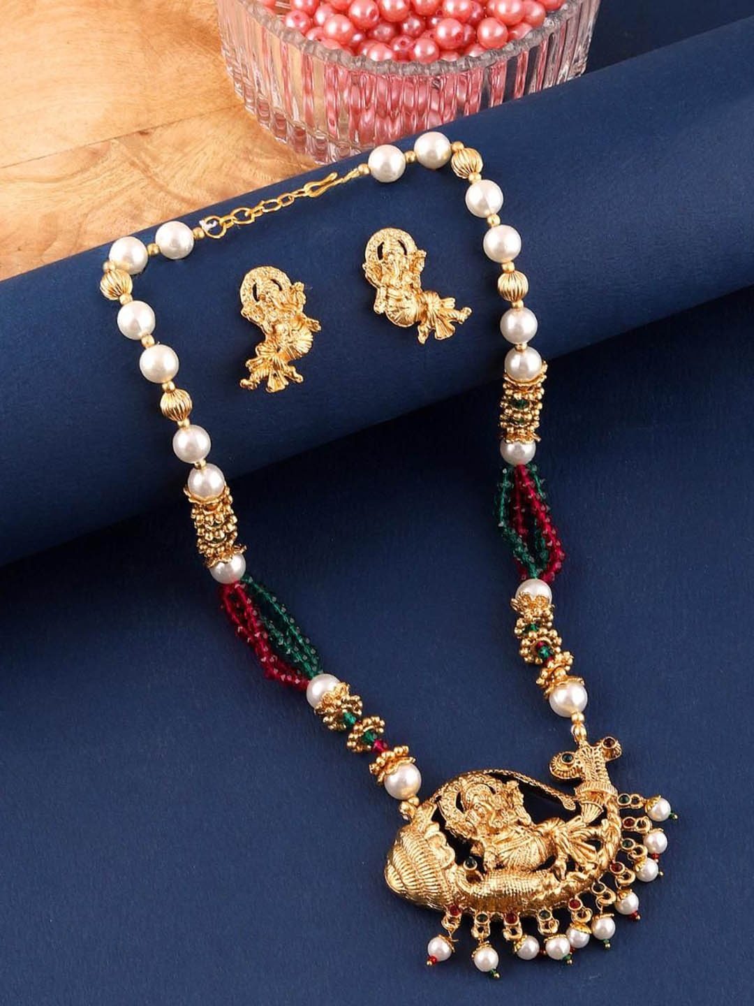 

MANSIYAORANGE Gold-Plated Stone Studded & Beaded Necklace Set