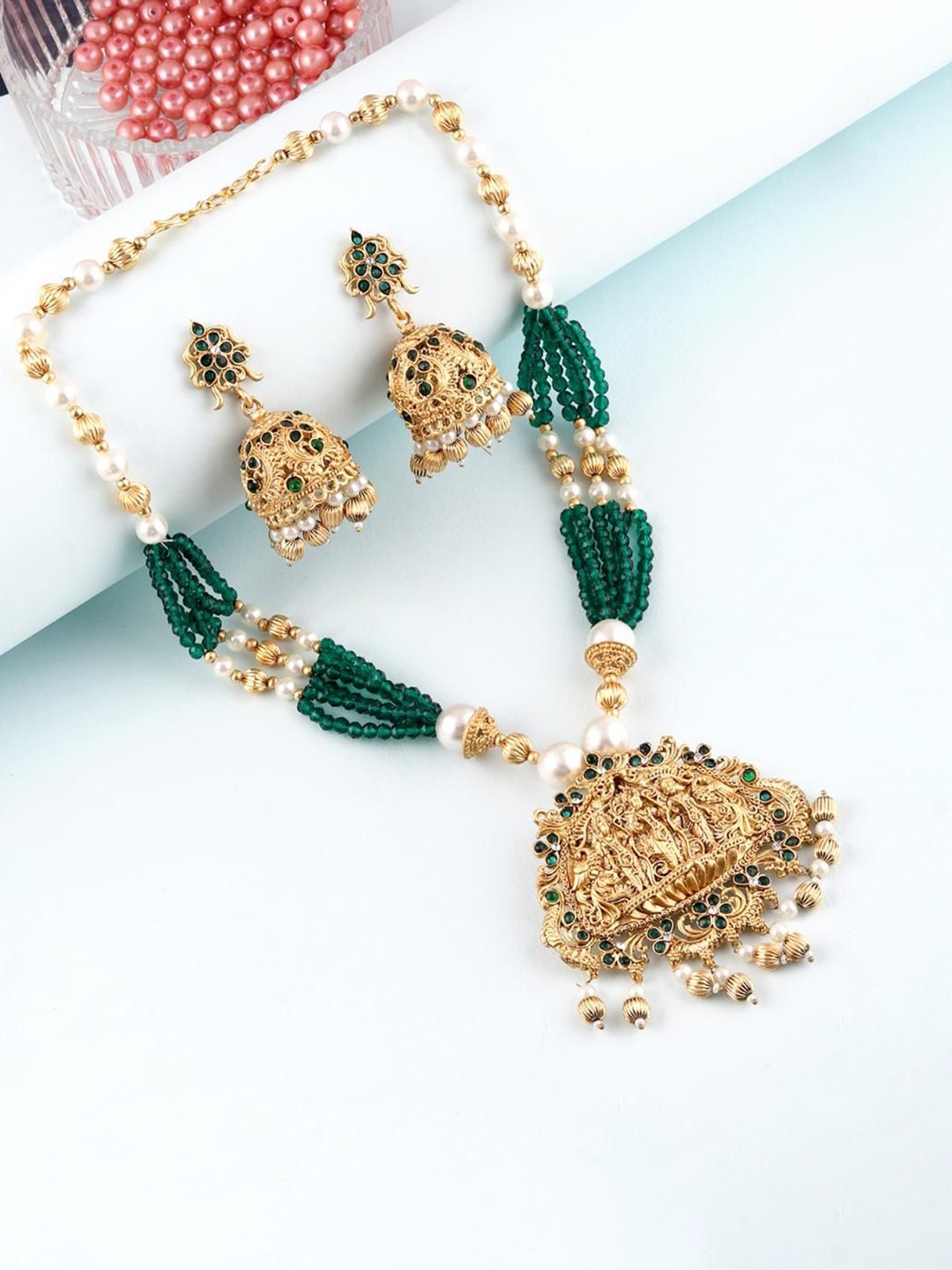 

MANSIYAORANGE Gold-Plated Stone Studded & Beaded Necklace Set