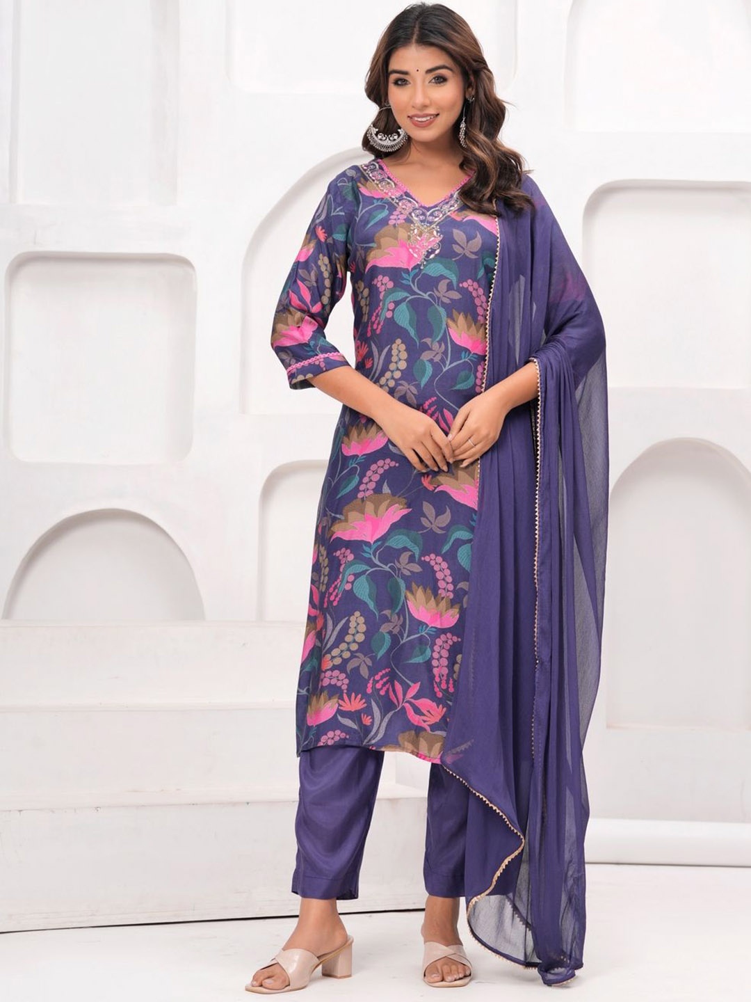 

KALINI V Neck Floral Printed Regular Beads and Stones Straight Kurta Set, Blue