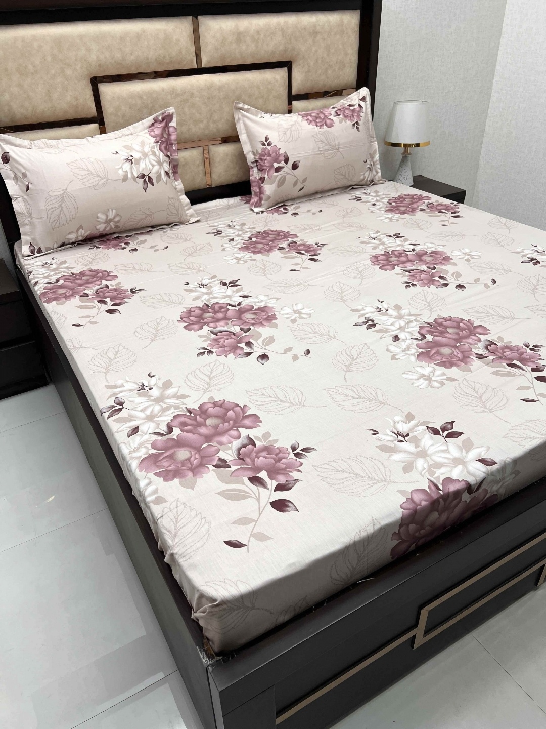 

Pure Decor Royal Velar Beige Printed Pure Cotton 400TC Super King Bedsheet & Pillow Covers