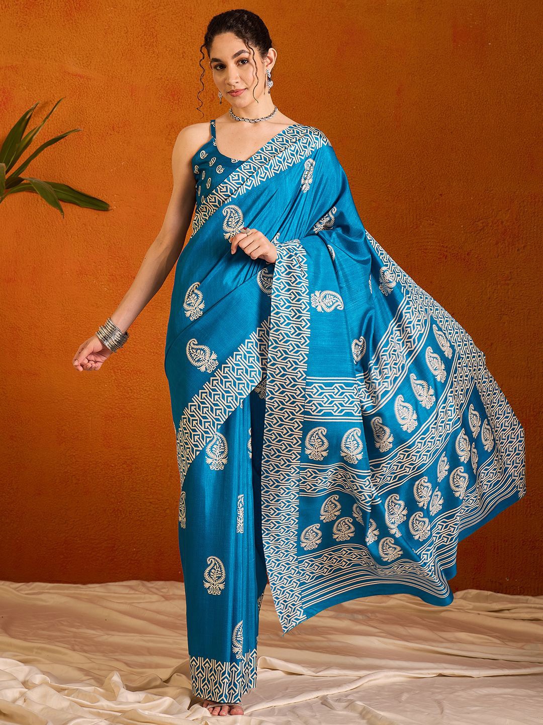 

Saree mall Ethnic Motifs Bagru Sarees, Blue