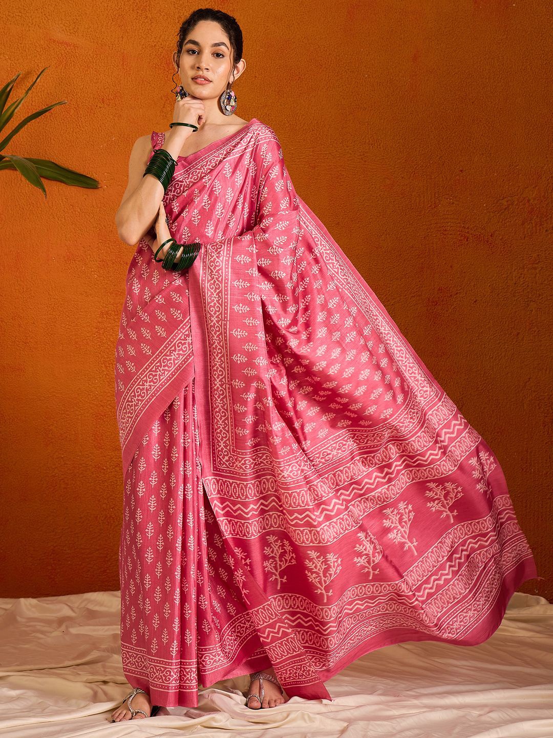 

Saree mall Bagh Saree With Blouse Piece, Pink