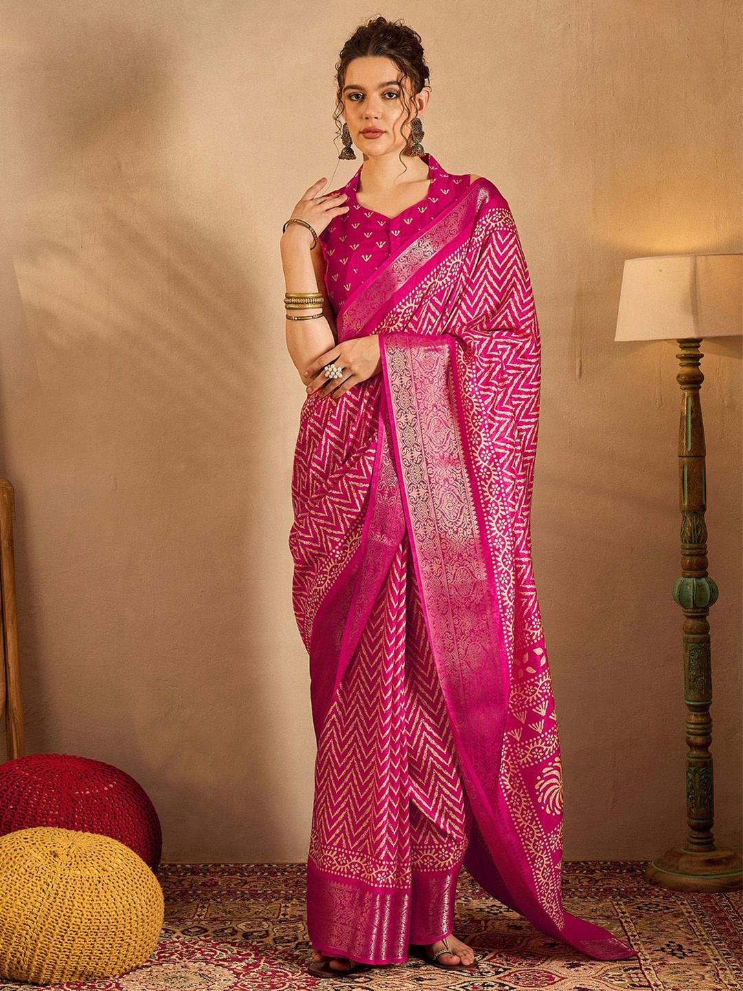 

Saree mall Printed Zari Bagru Sarees, Pink