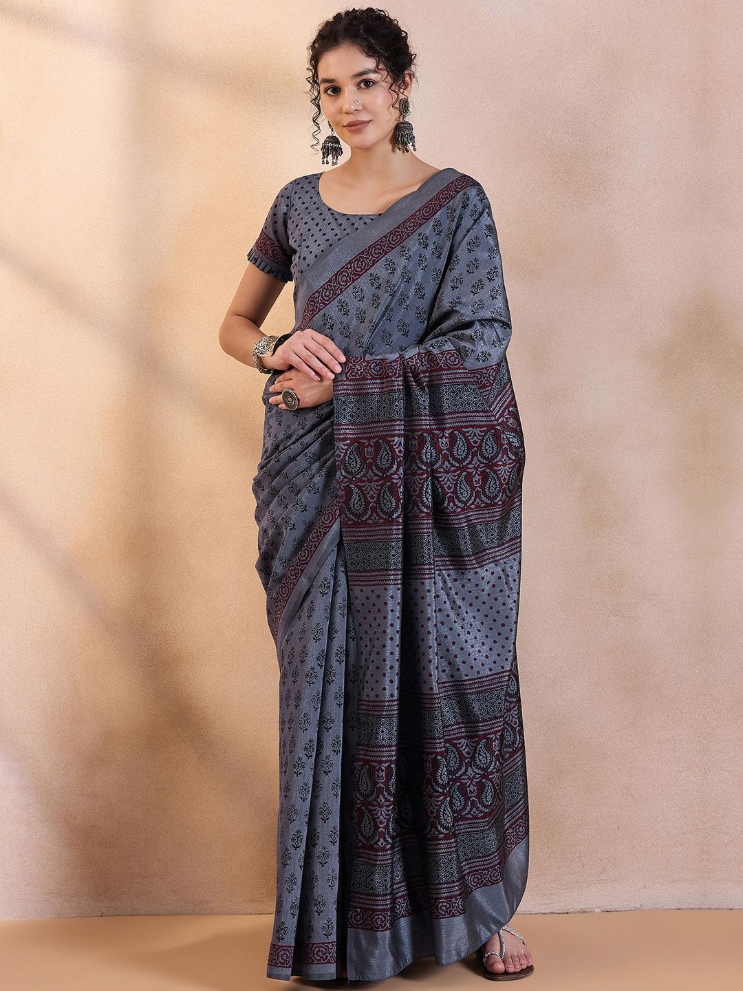 

Saree mall Ethnic Motifs Printed Bagh Saree, Metallic