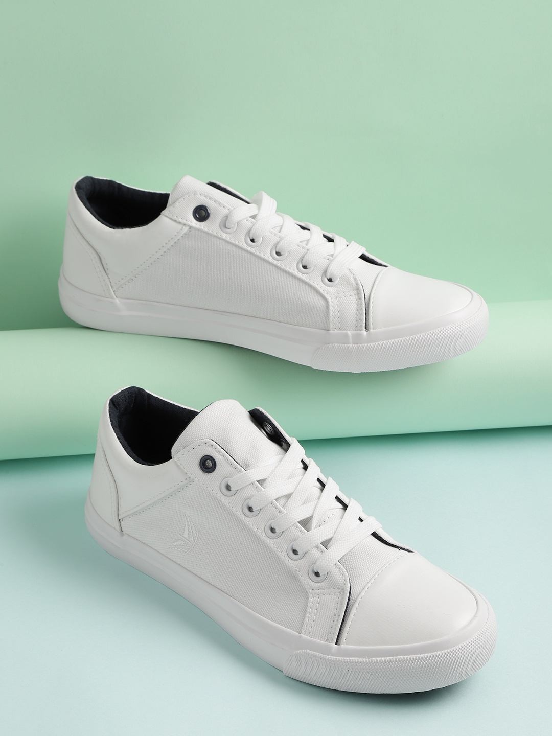 

Mast & Harbour Men White Sneakers