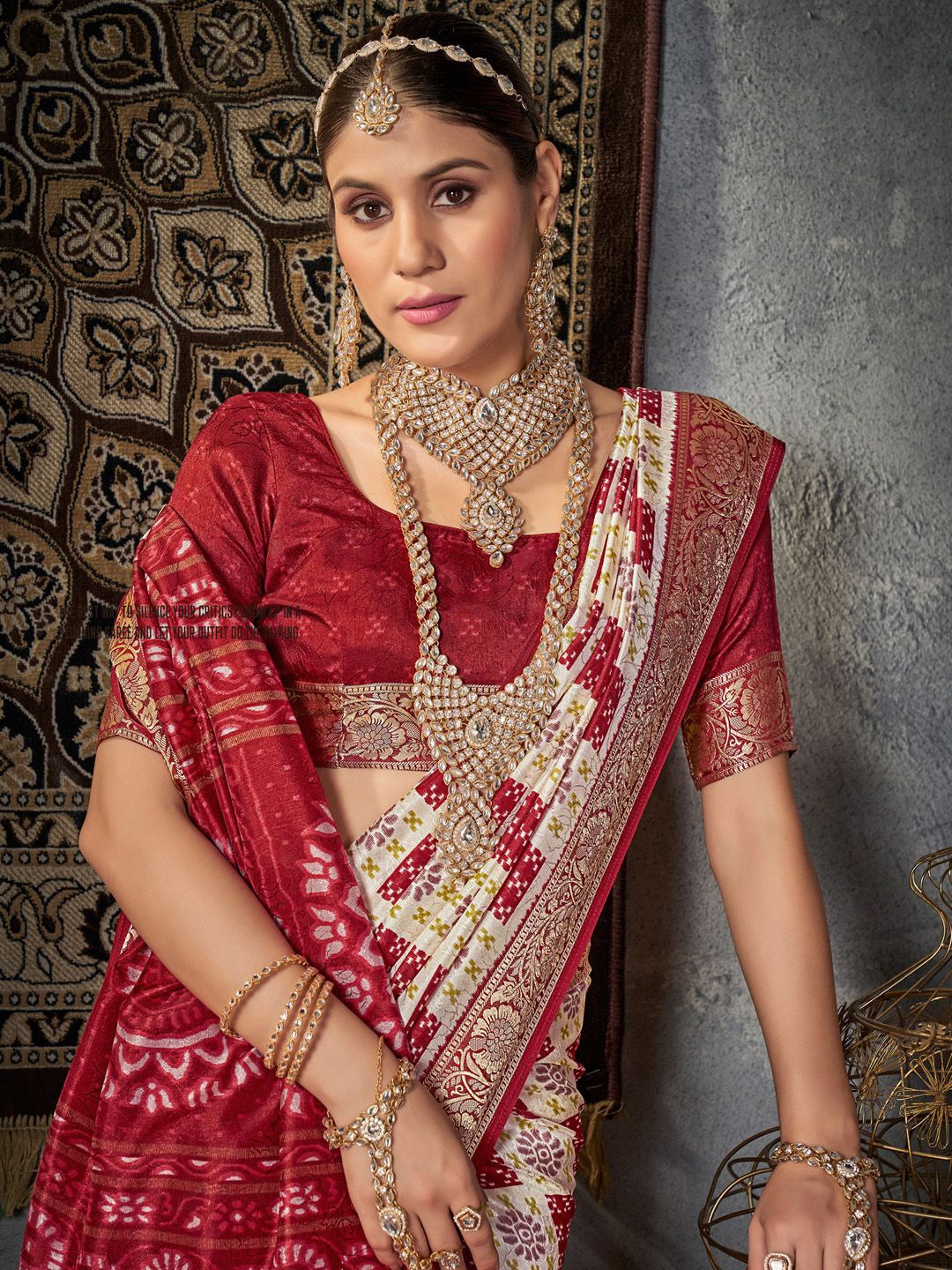 

Mitera Ethnic Motifs Zari Sungudi Saree, Cream