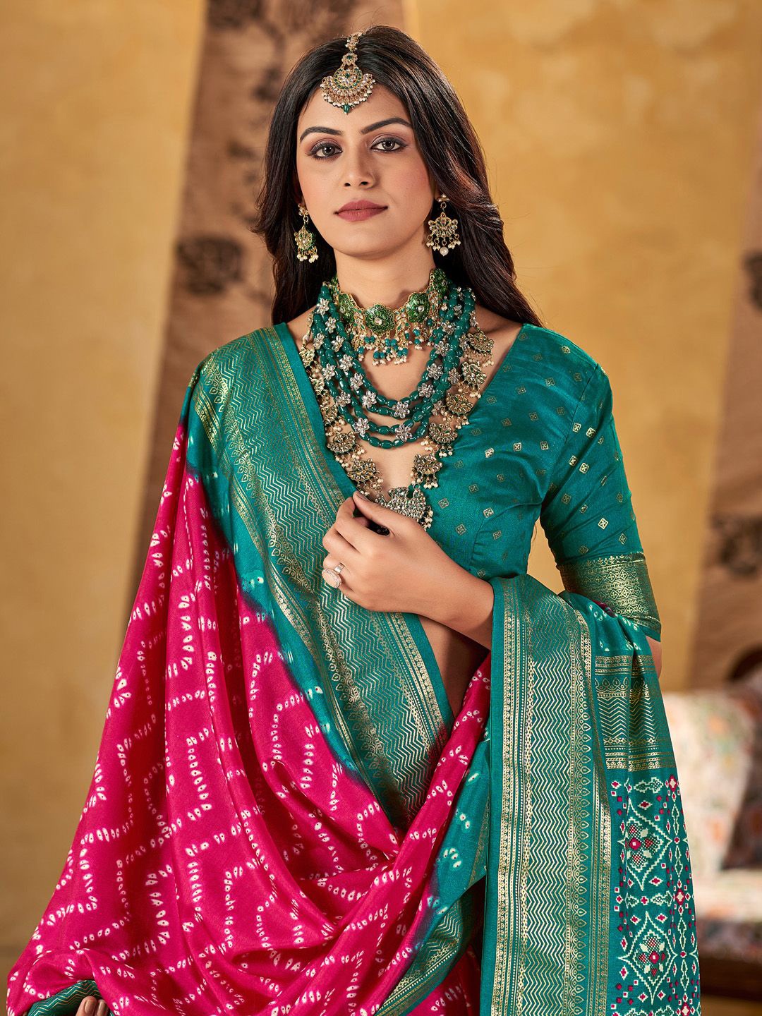 

Anouk Ethnic Motifs Zari Sungudi Saree With Blouse Piece, Pink