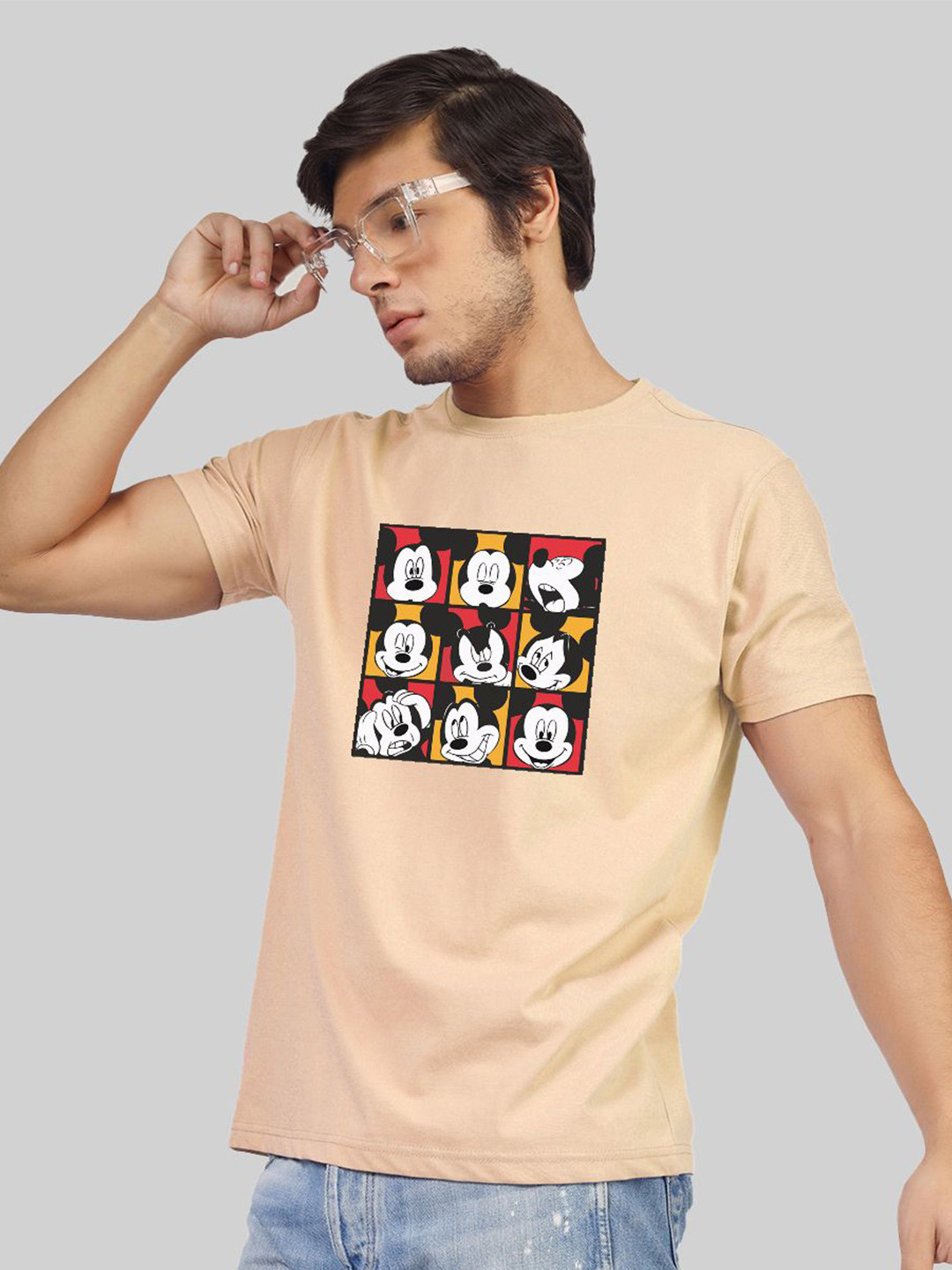 

Greylongg Men Graphic Mickey Mouse Printed Round Neck T-shirt, Beige