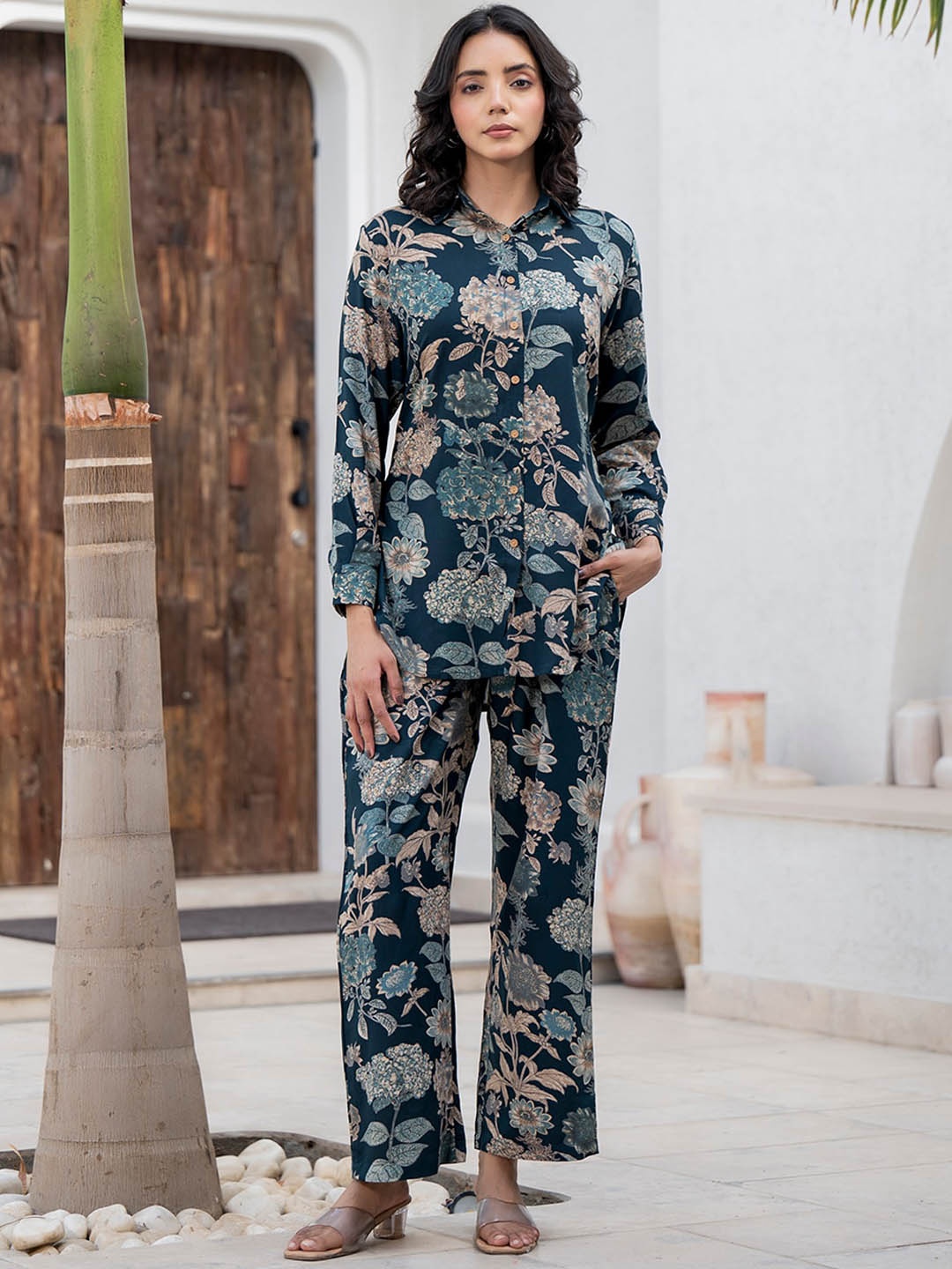 

Divena Floral Printed Long Cuffed Sleeves Shirt With Trousers, Green