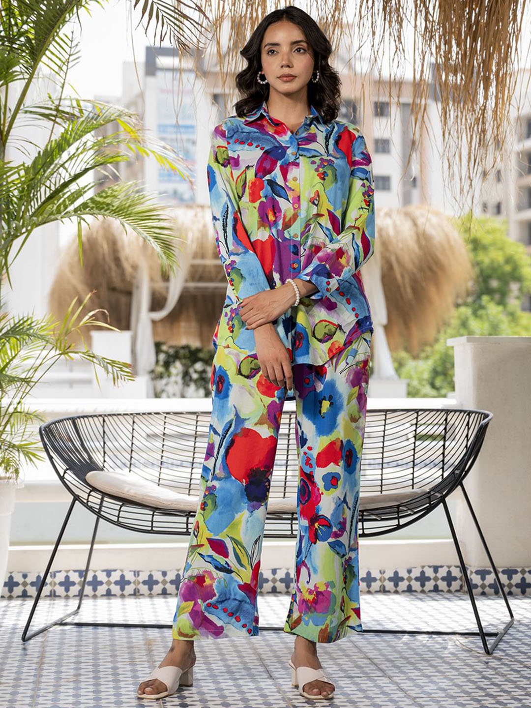 

Divena Abstract Printed Long Cuffed Sleeves Shirt With Trousers, Blue