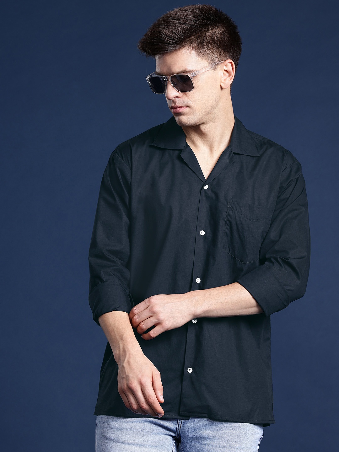 

Hancock Men Solid Pure Cotton Relaxed Fit Casual Shirt, Navy blue