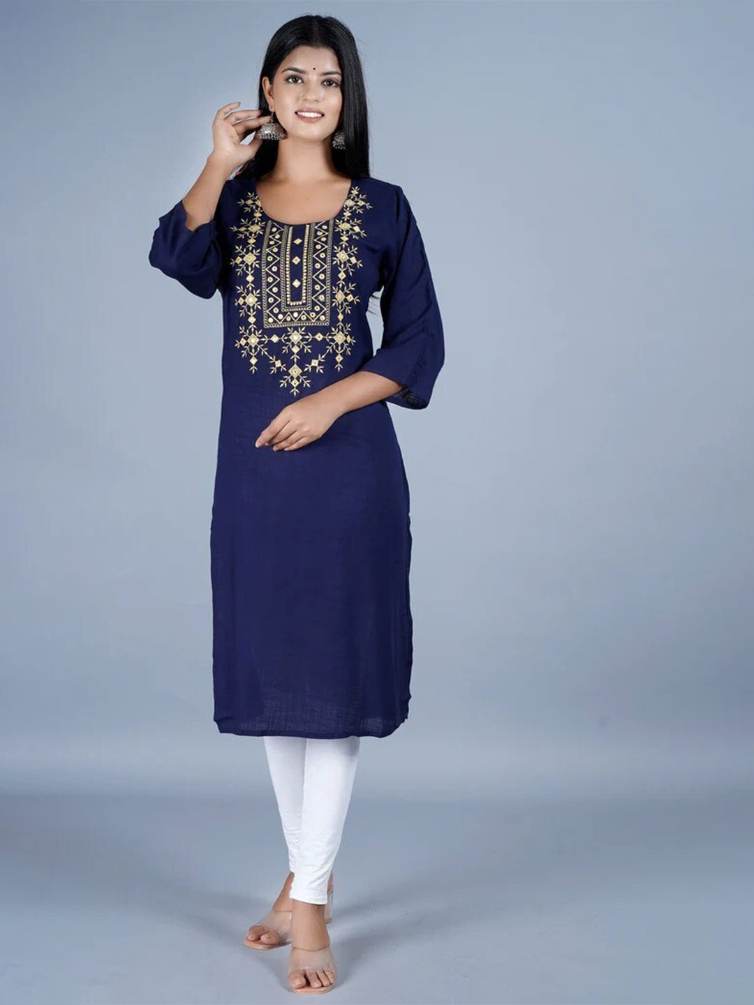 

Chaukas Floral Embroidered Mirror Work Straight Kurta, Navy blue