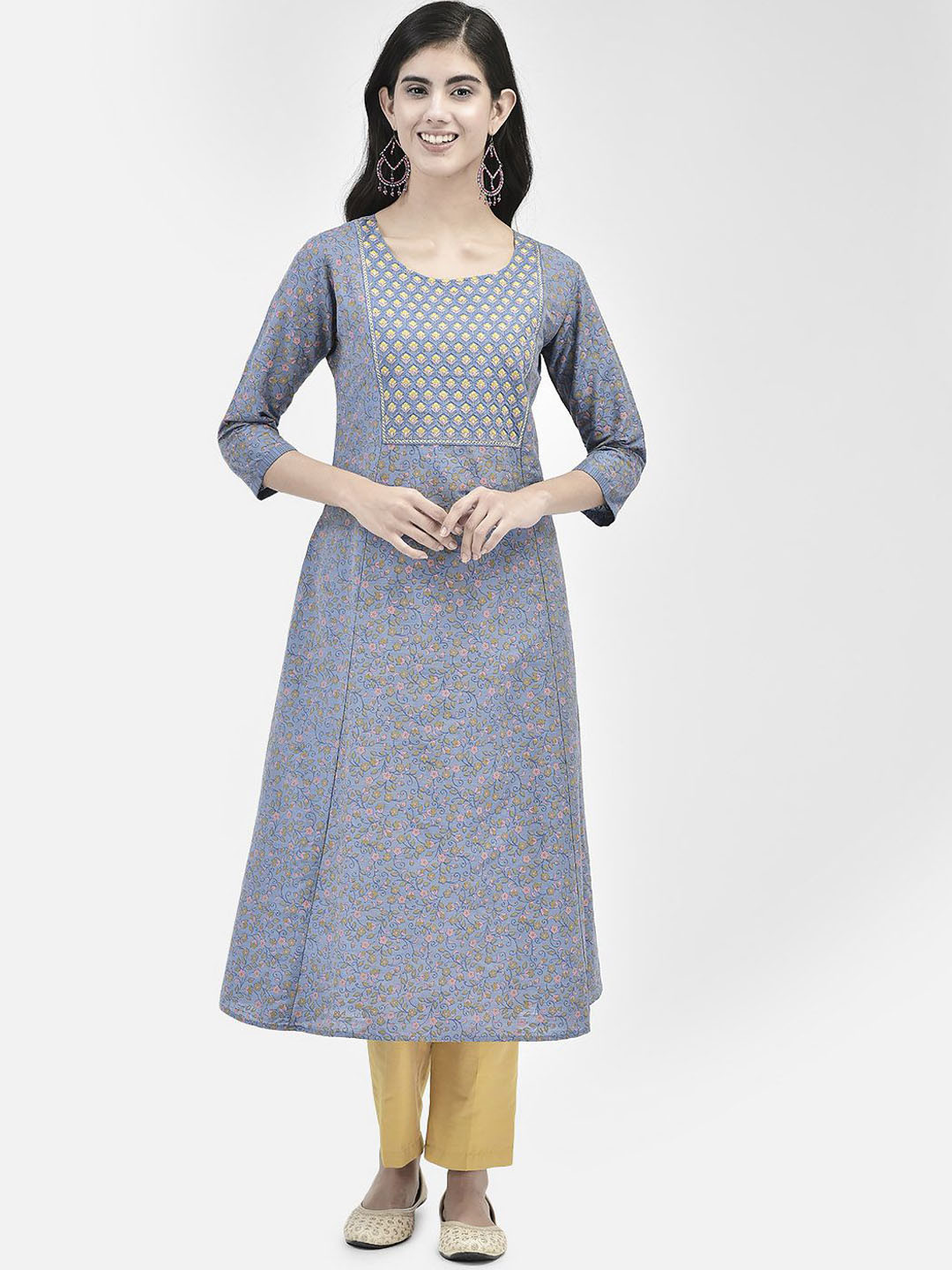 

Span Ethnic Motifs Printed Round Neck Three-Quarter Sleeves Thread Work Anarkali Kurta, Blue