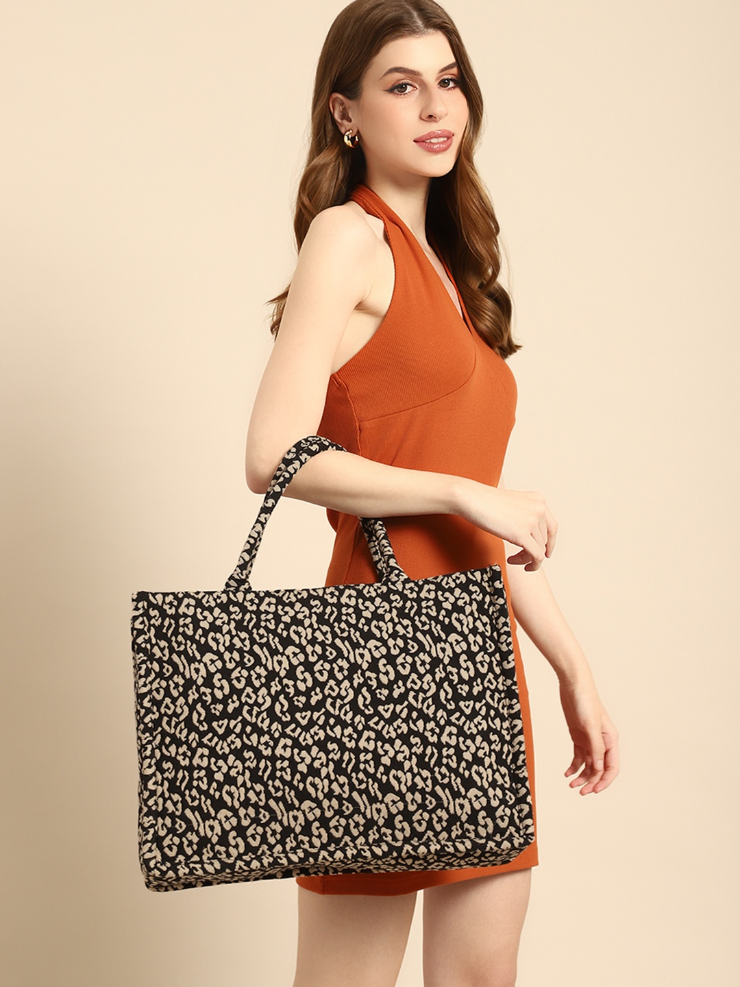 DressBerry Textured Shopper Tote Bag, Black