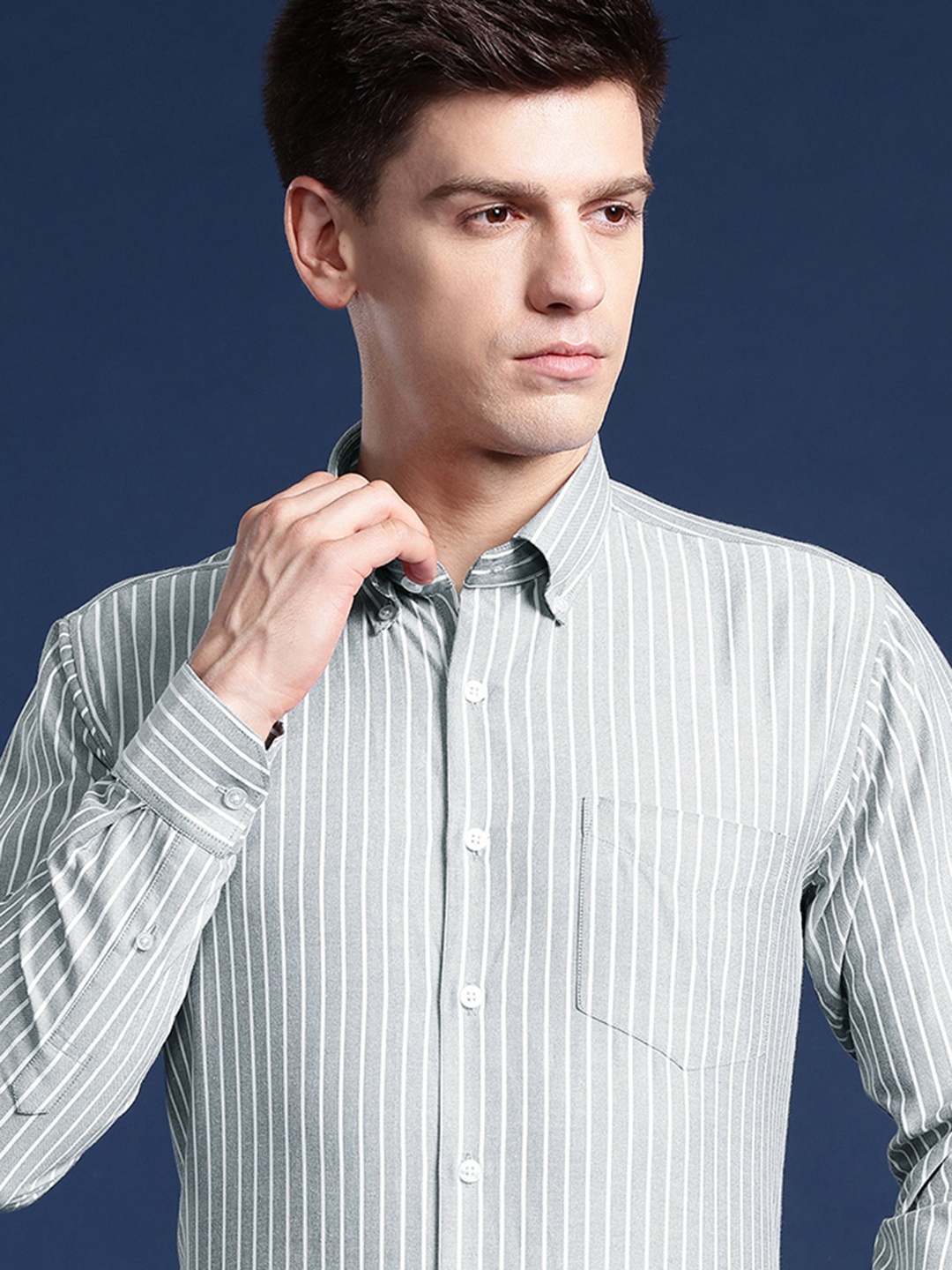 

Hancock Men Striped Wrinkle Resistant Button Down Collar Formal Shirt, Grey