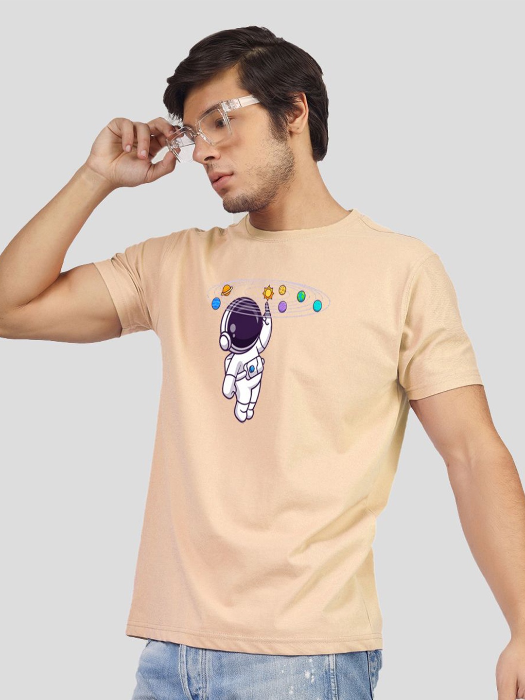 

Greylongg Men Graphic Printed Round Neck T-shirt, Beige