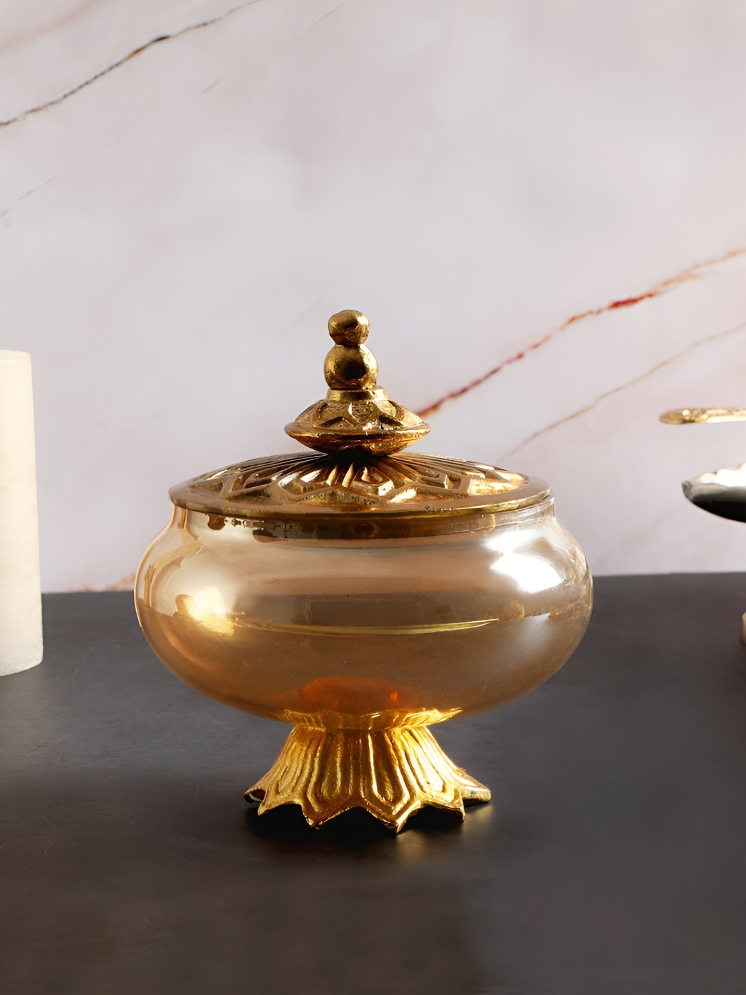 

THE HOME CO. Gold Toned Textured Glass With Aluminium Base Container