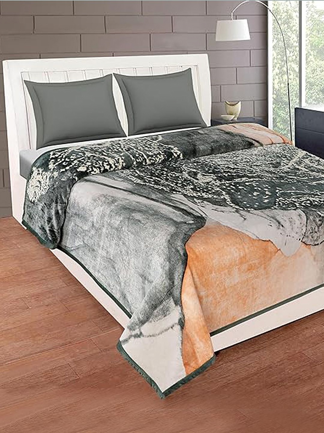 

Bezzilish Home Grey & White Heavy Winter 350 GSM Double Bed Blanket