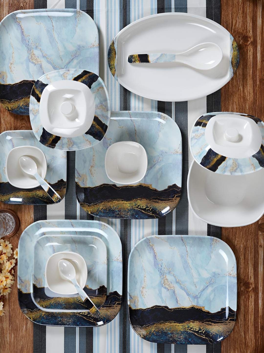 

CDI Blue & White 41Pc Melamine Dinner Set