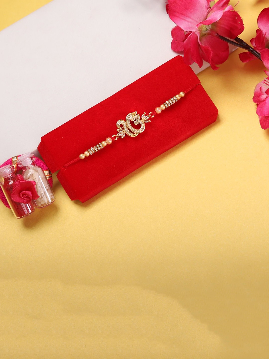 

Mali Fionna Beaded Thread Rakhi, Red