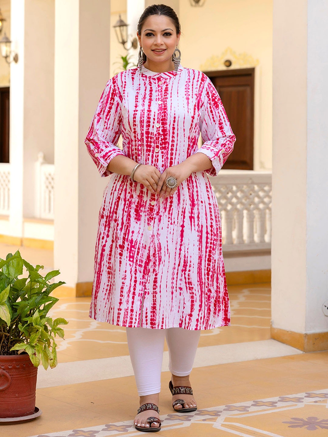 

KALINI Tie & Dye Printed Mandarin Collar Roll-Up Sleeves A-Line Cotton Kurta, Pink