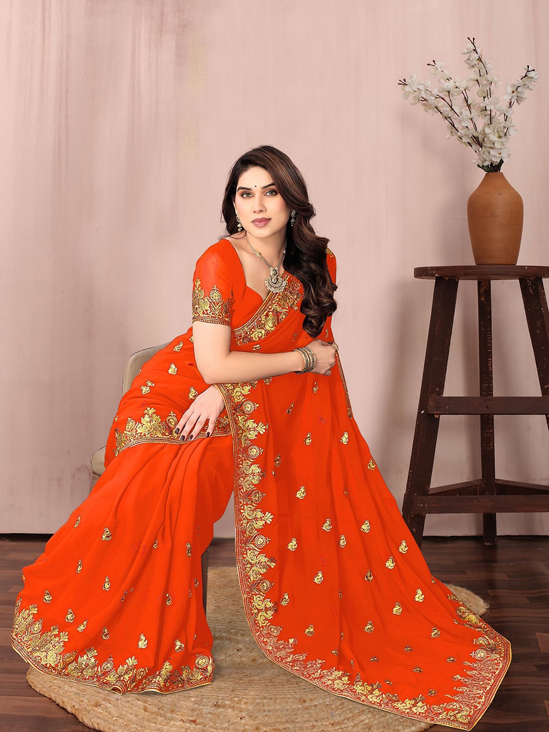 Om Shantam Sarees Floral Saree, Orange