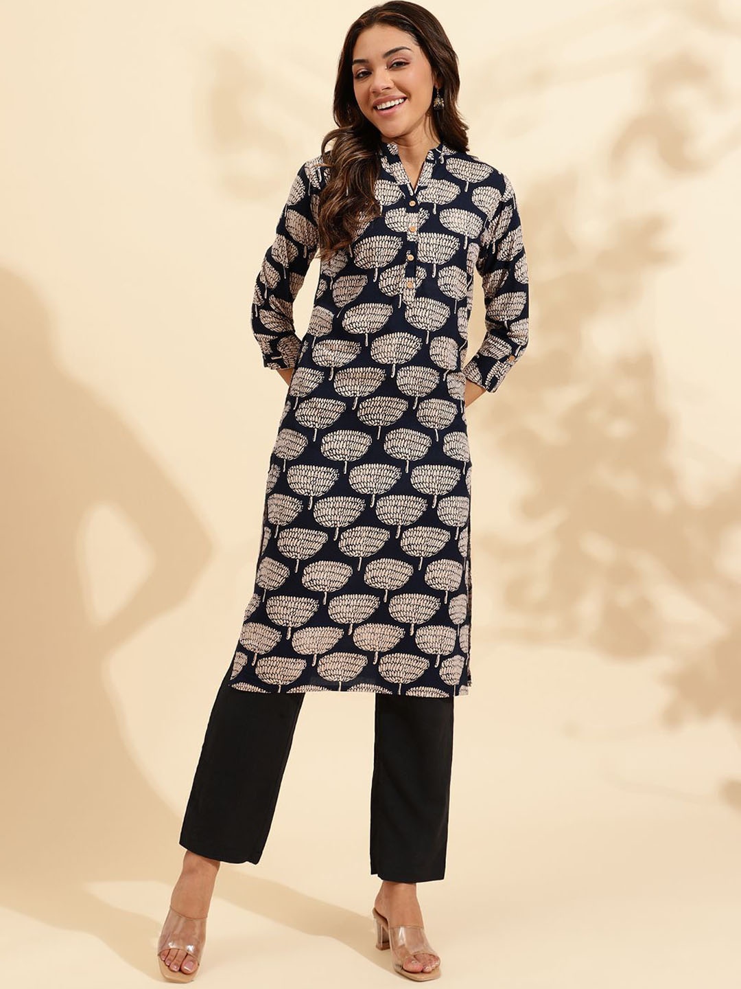 

KALINI Floral Printed Mandarin Collar Straight Kurta, Navy blue