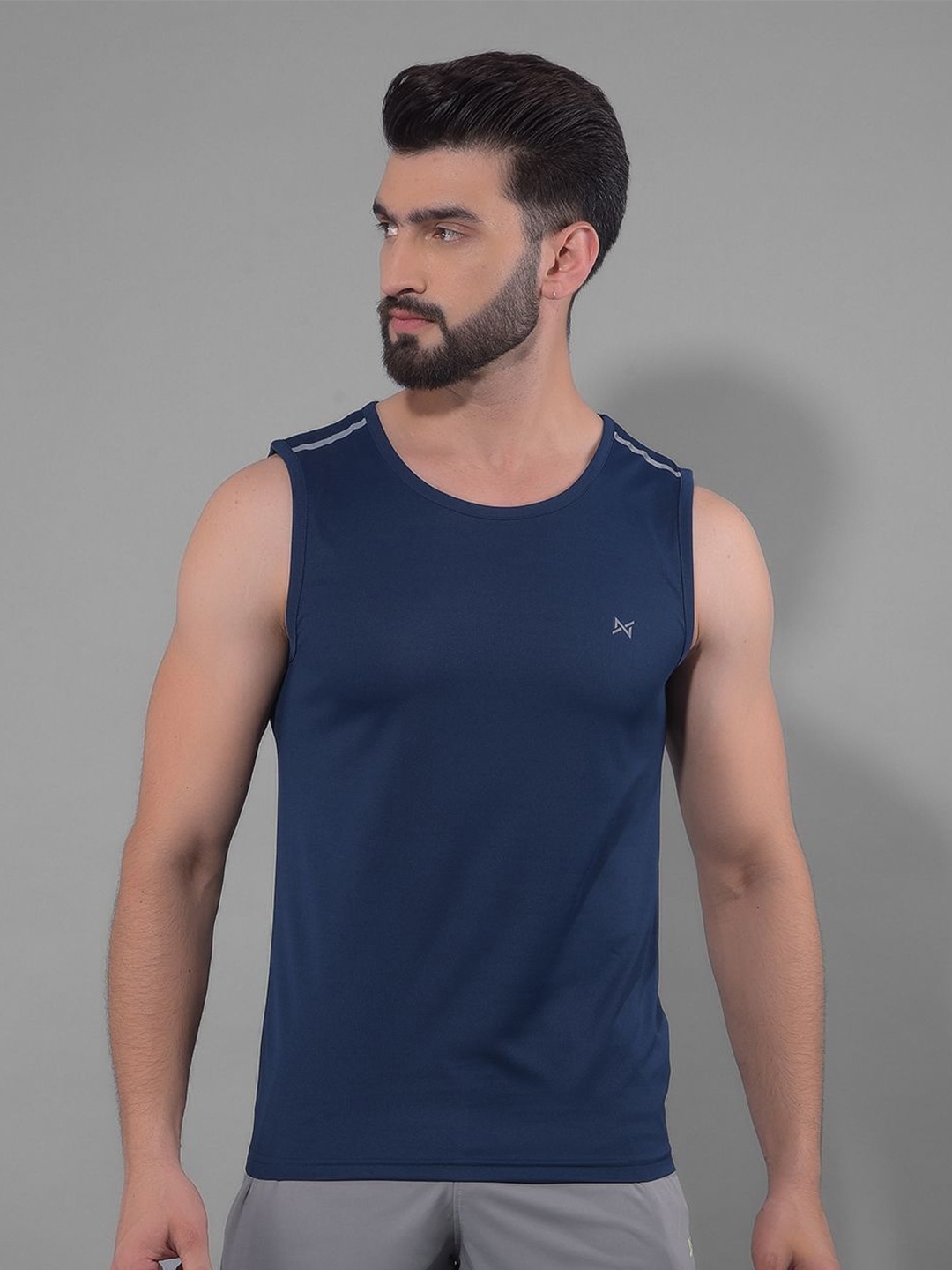 

Force NXT Men Anti Odour Solid Round Neck Sleeveless T-shirt, Navy blue