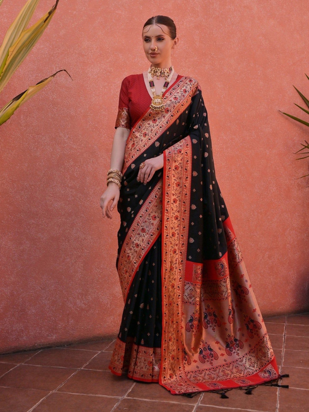 

MySilkLove Woven Design Zari Paithani Saree, Black
