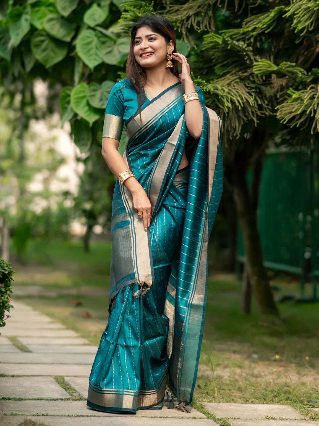 

MySilkLove Woven Design Zari Saree, Blue