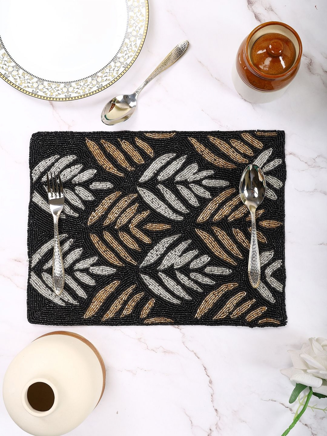 

AIVIK Black & White Floral Embellished Rectangle Table Placemats