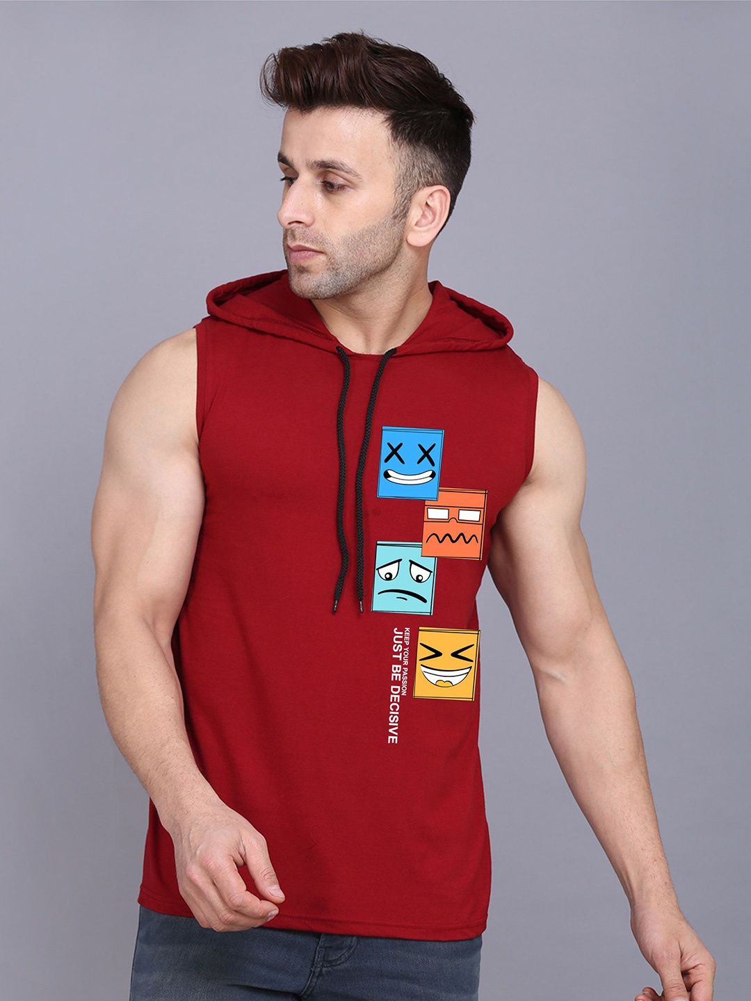

SLOWLORIS Men Graphic Printed Hooded Slim Fit T-shirt, Maroon