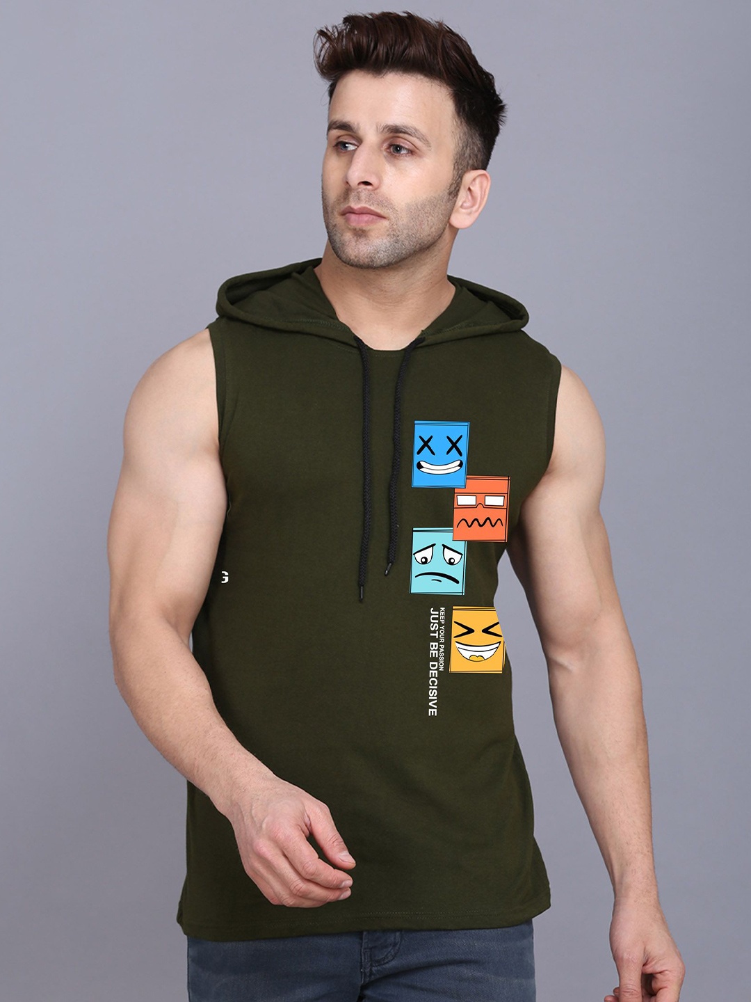 

SLOWLORIS Men Graphic Printed Hooded Slim Fit T-shirt, Olive