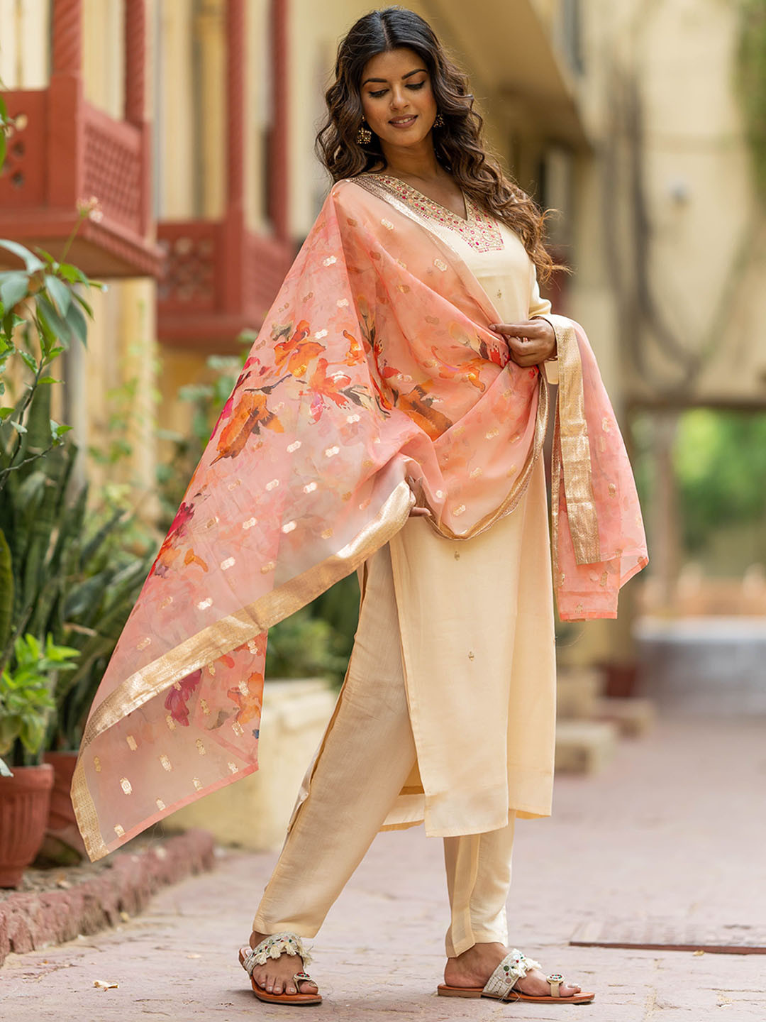 

Navlik Floral Embroidered V-Neck Sequined Zari Work Straight Kurta With Trousers & Dupatta, Cream