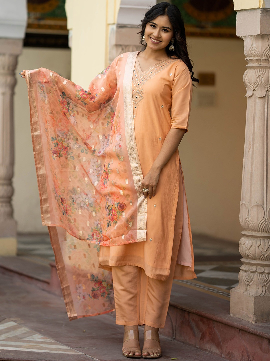 

Navlik Ethnic Motifs Embroidered Thread Work V-Neck Kurta With Trousers & Dupatta, Peach