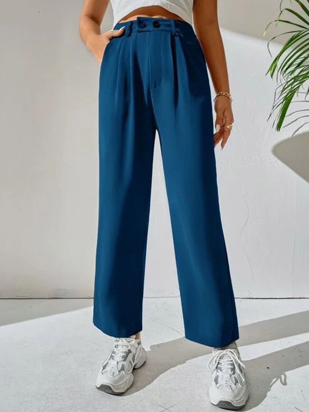 

FNOCKS Women Classic Straight Fit High-Rise Easy Wash Trousers, Blue
