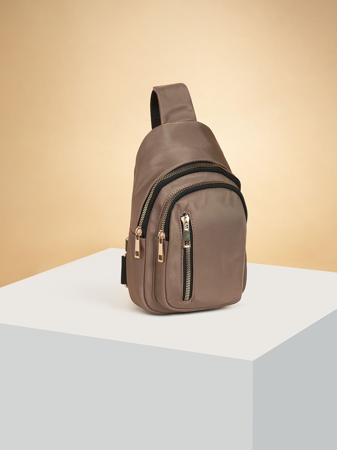

Forever Glam by Pantaloons Colourblocked Structured Hobo Bag with Bow Detail, Brown