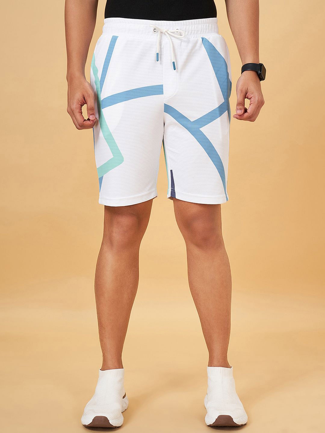 

Ajile by Pantaloons Men Striped Outdoor With Technology Shorts, White