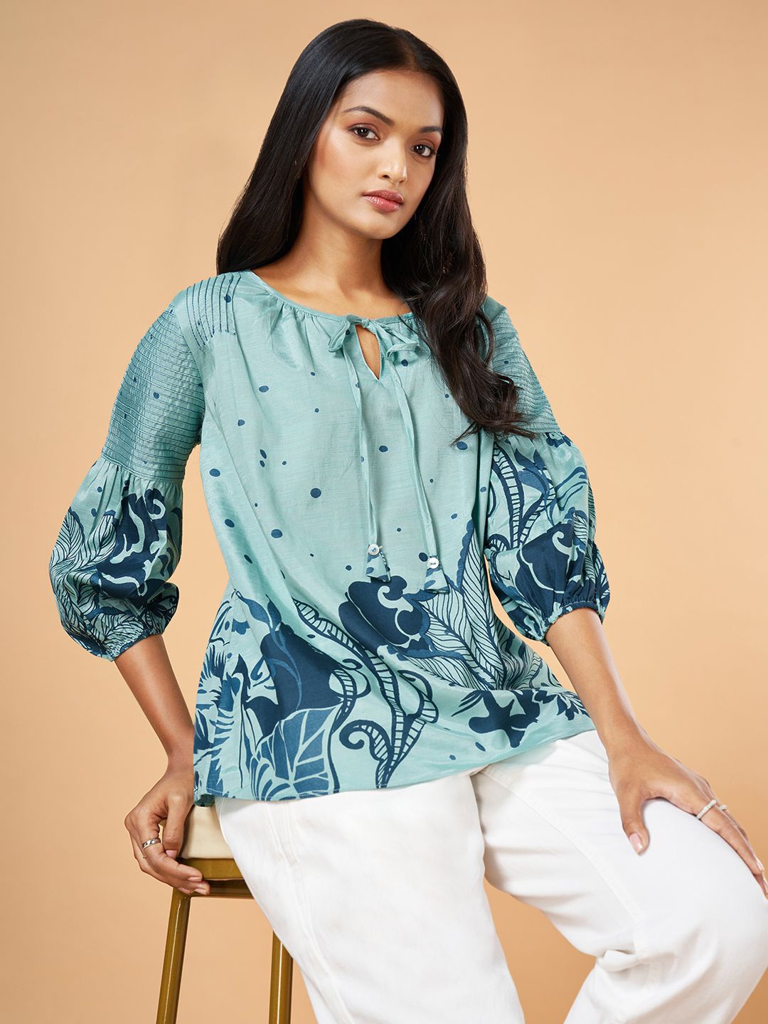 

Marigold Lane Floral Printed Tie-Up Neck Puff Sleeve Top, Blue