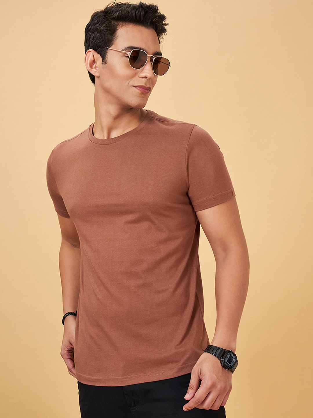 

BYFORD by Pantaloons Men Pockets T-shirt, Brown