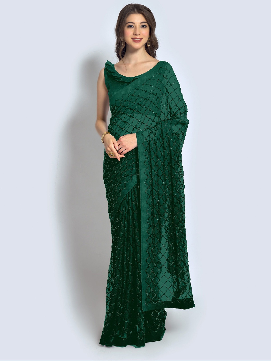 

CANIZZARO Embellished Sequinned Pure Georgette Saree, Green