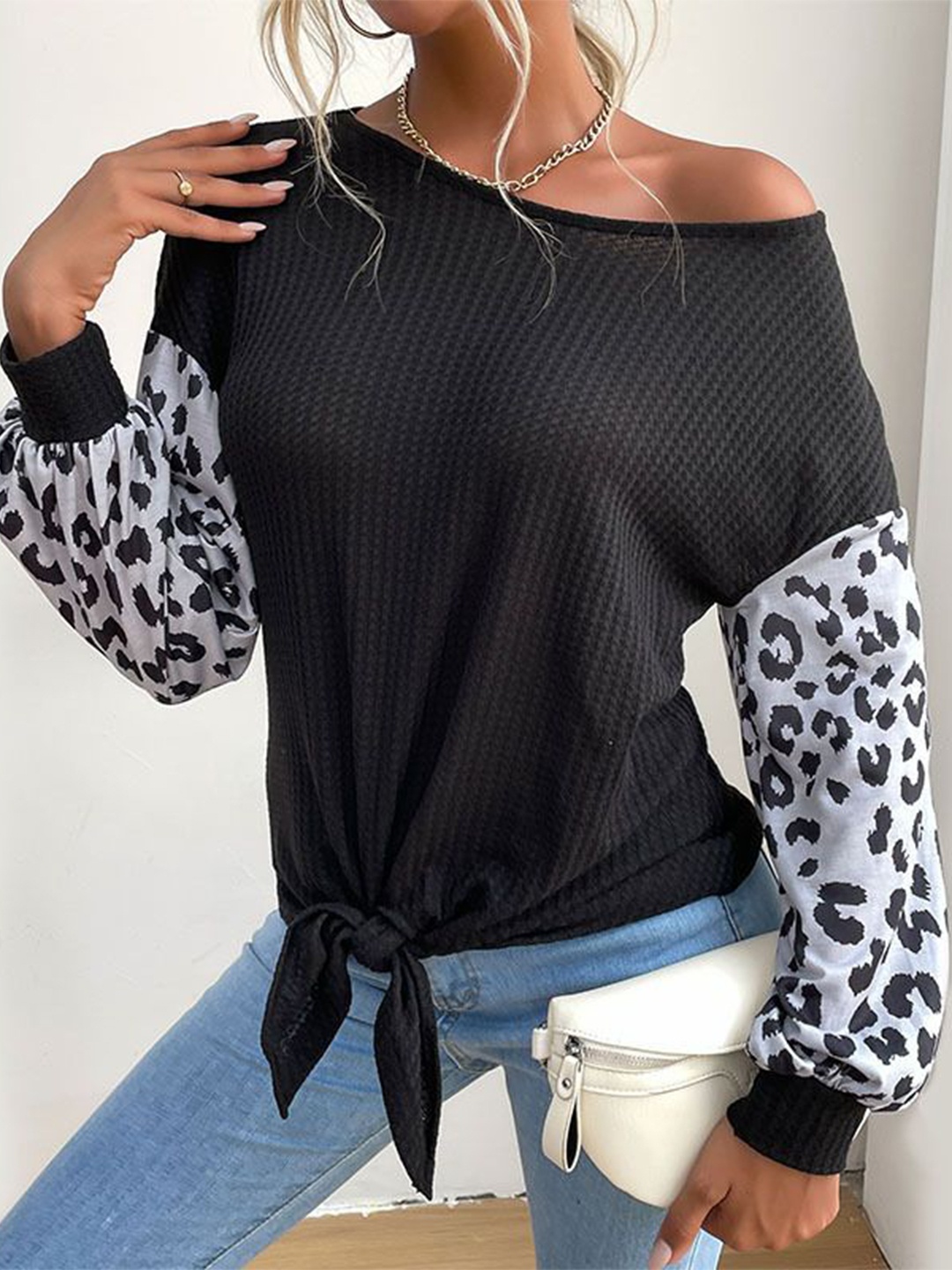 

StyleCast Animal Print Puff Sleeve Top, Black