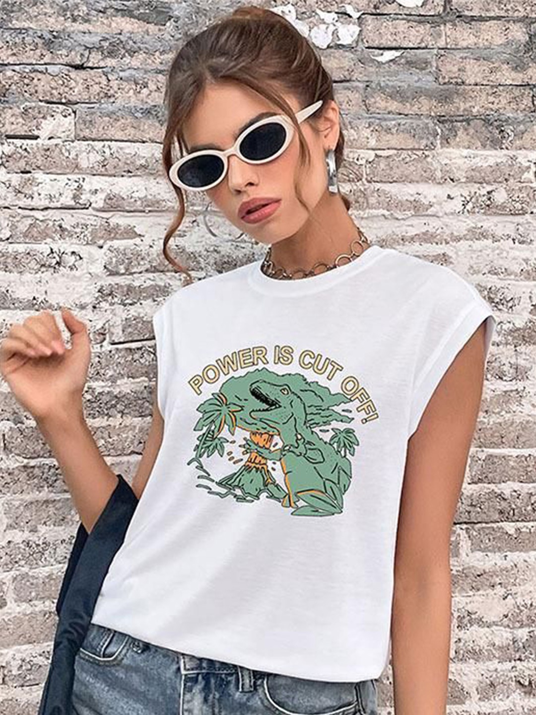 

StyleCast Graphic Printed Sleeveless Top, White