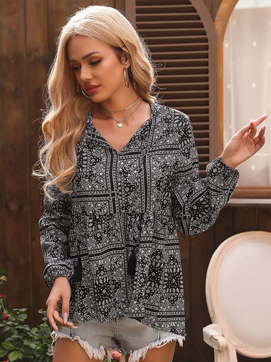

StyleCast Women Abstract Printed Mandarin Collar Shirt Style Top, Black