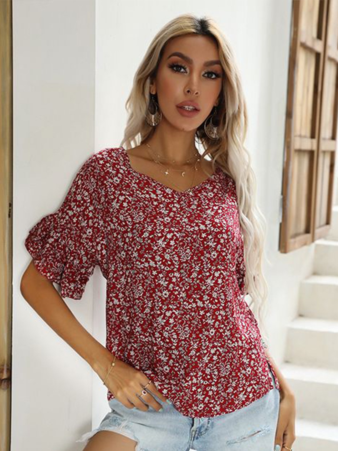 

StyleCast Women Floral Printed Extended Sleeves Top, Maroon