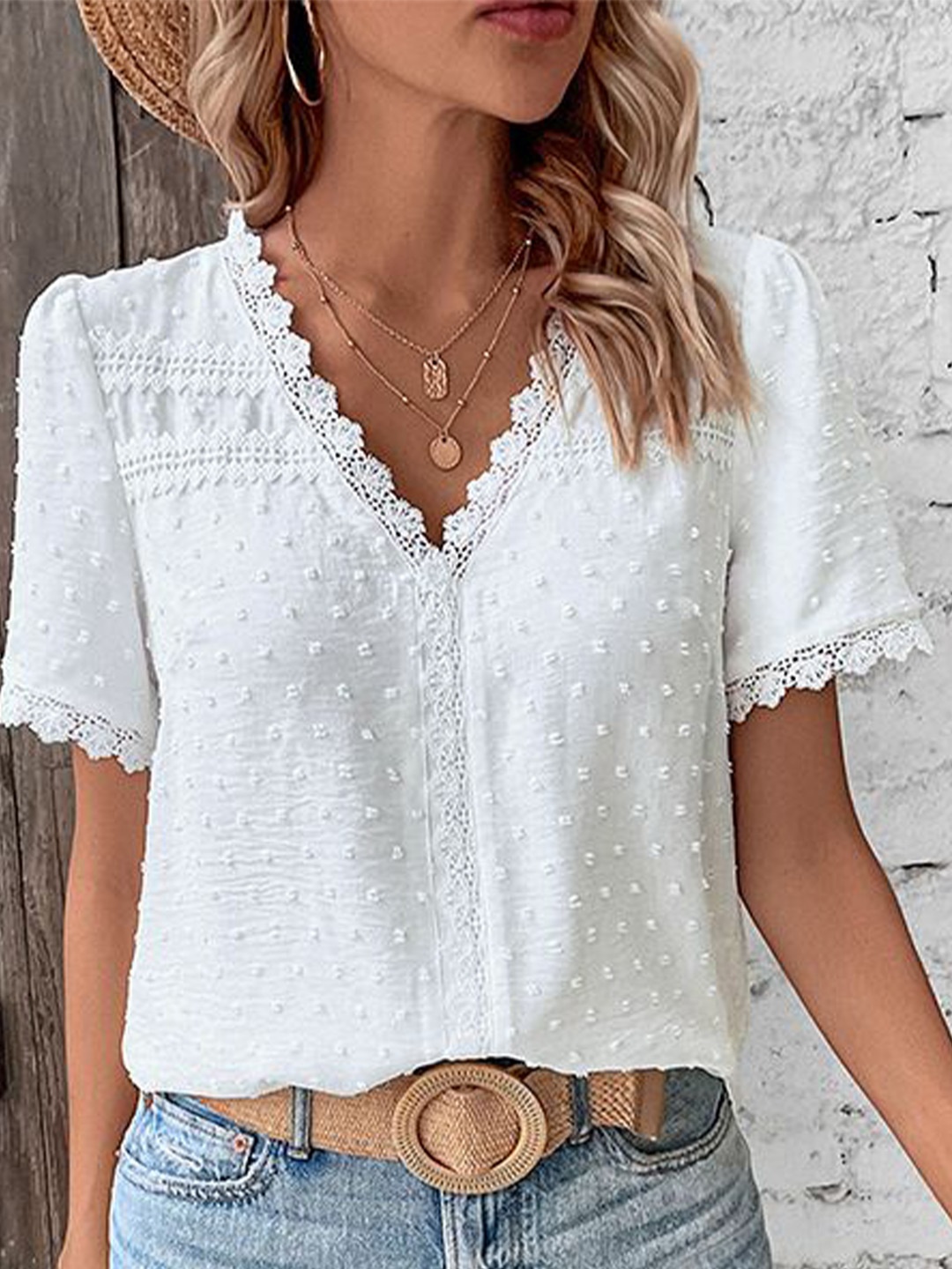 

StyleCast Self Design V-Neck Top, White