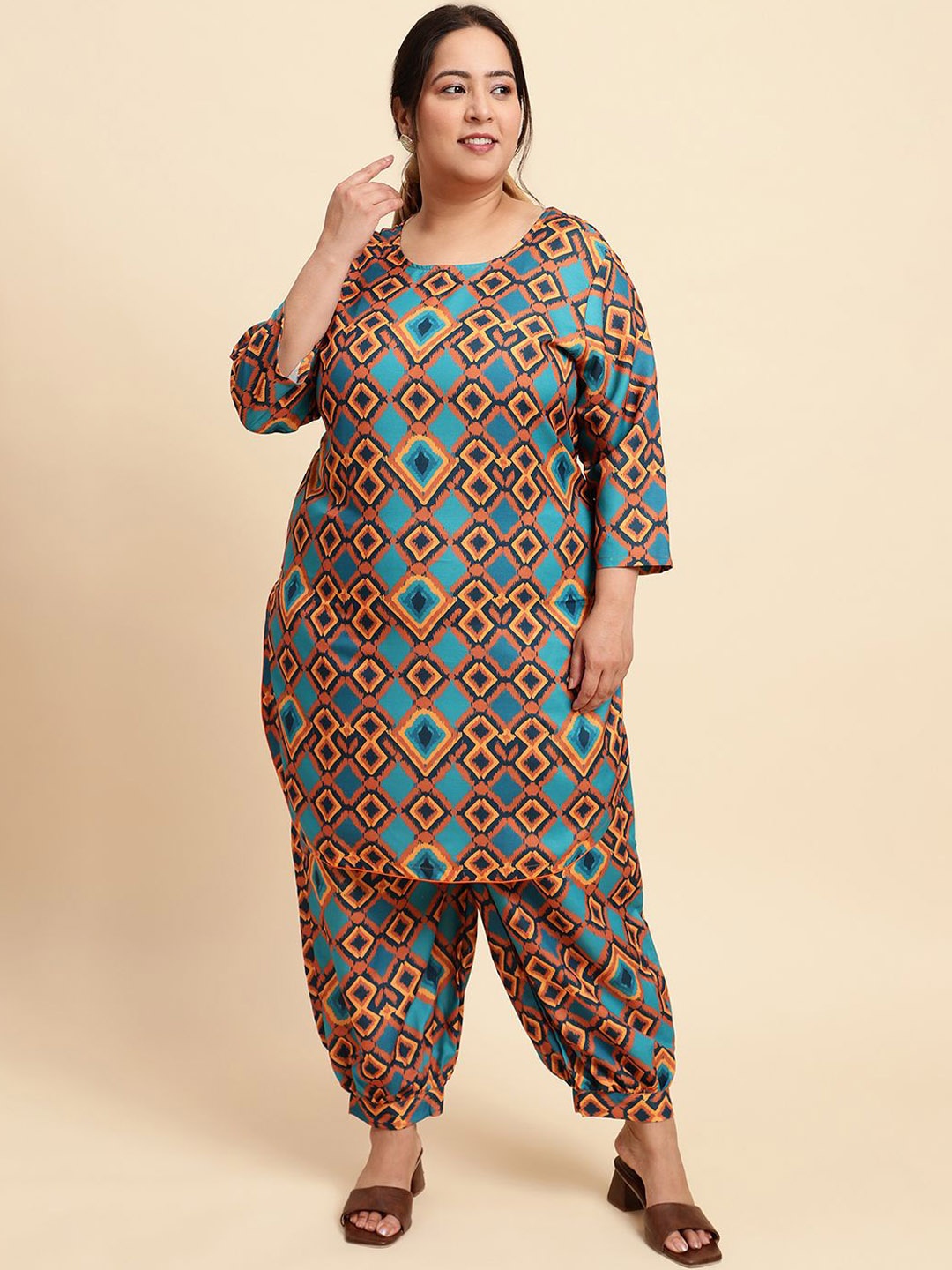 

Sringam Plus Size Printed Round Neck Tunic With Trousers Co-Ords, Blue